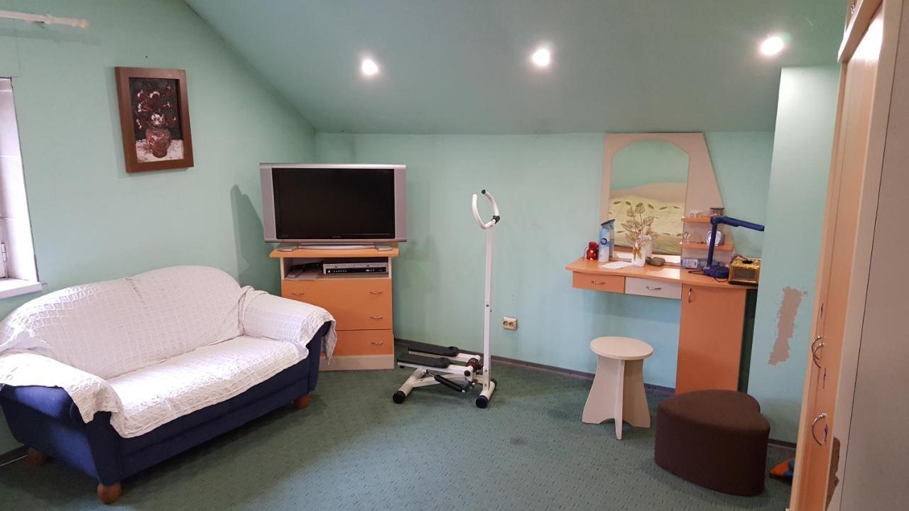 Casele Lena Bed and Breakfast Aldesti  Εξωτερικό φωτογραφία